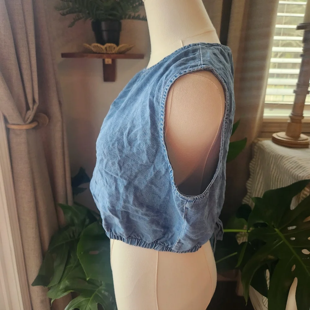 Cropped Chambray Denim Top - Picture 4 of 5
